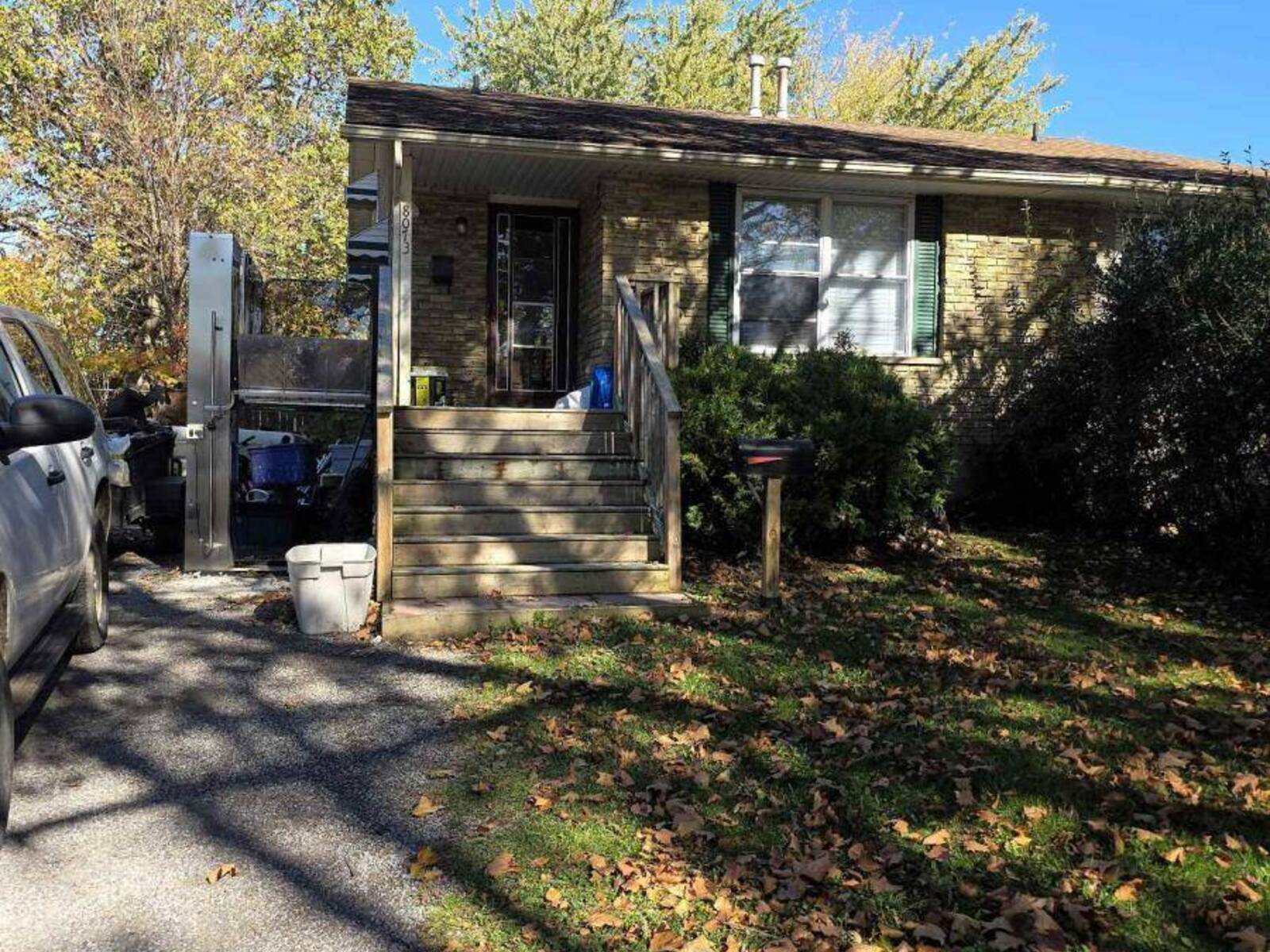 8073 LYNHURST DRIVE, Niagara Falls, Ontario L2H 2A3