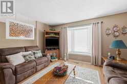 8372 MUNDARE CRESCENT | Niagara Falls Ontario | Slide Image Six