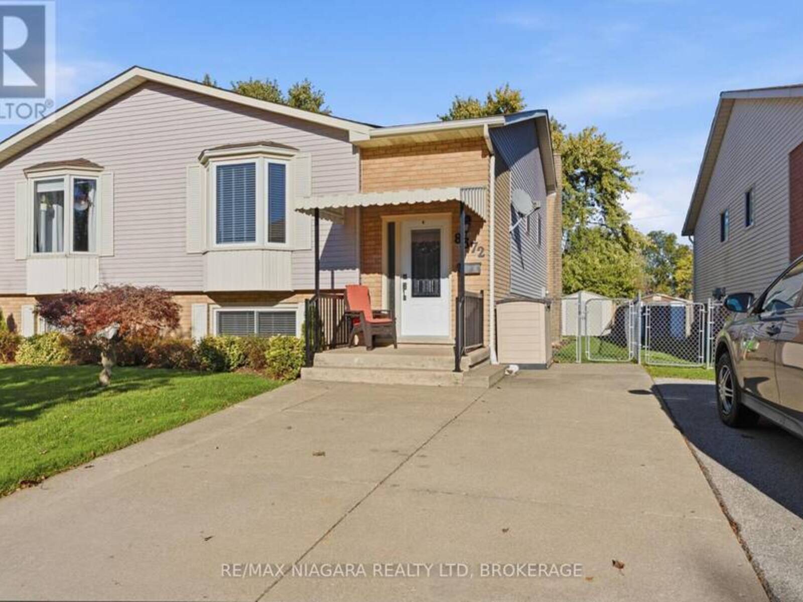 8372 MUNDARE CRESCENT, Niagara Falls, Ontario L2G 7M5