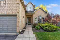 92 WARD CIRCLE | Thorold Ontario | Slide Image Three