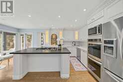 2 AITKEN CIRCLE | Markham Ontario | Slide Image Sixteen