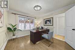 2 AITKEN CIRCLE | Markham Ontario | Slide Image Seven
