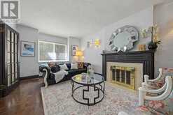 38 YONGE BOULEVARD | Toronto Ontario | Slide Image Nine