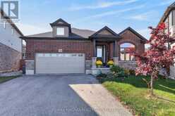 5064 CONNOR DRIVE | Beamsville Ontario | Slide Image Two