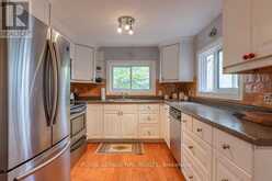 320 ORCHARD DRIVE | Niagara-on-the-Lake Ontario | Slide Image Thirteen