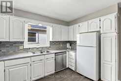 36 LAMPMAN CRESCENT | Thorold Ontario | Slide Image Eight