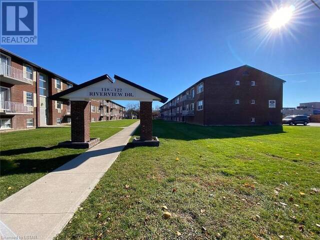 122 RIVERVIEW Drive Unit# 316 Chatham Ontario, N7M 1A5