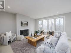 14 - 2835 SHEFFIELD PLACE London Ontario, N6G 5H5