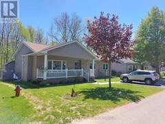 329 WYLDWOOD LANE Grand Bend Ontario, N0M 1T0