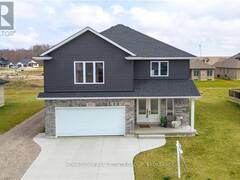 107 PHIBBS ST Lambton Shores Ontario, N0N 1J0