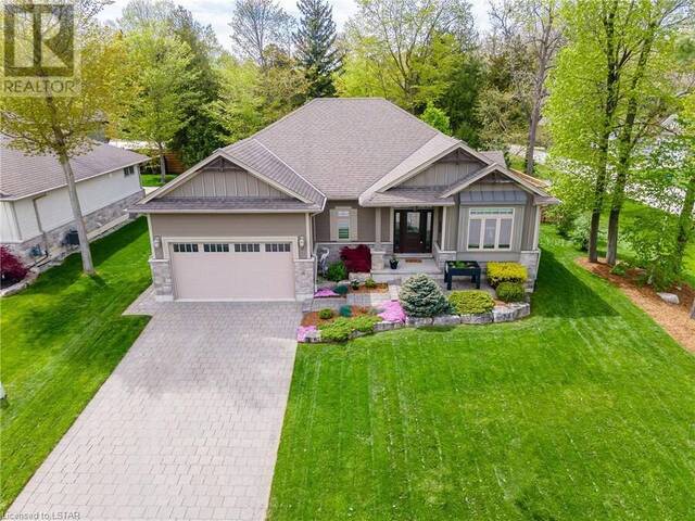 2 ERIN Place Grand Bend Ontario, N0M 1T0