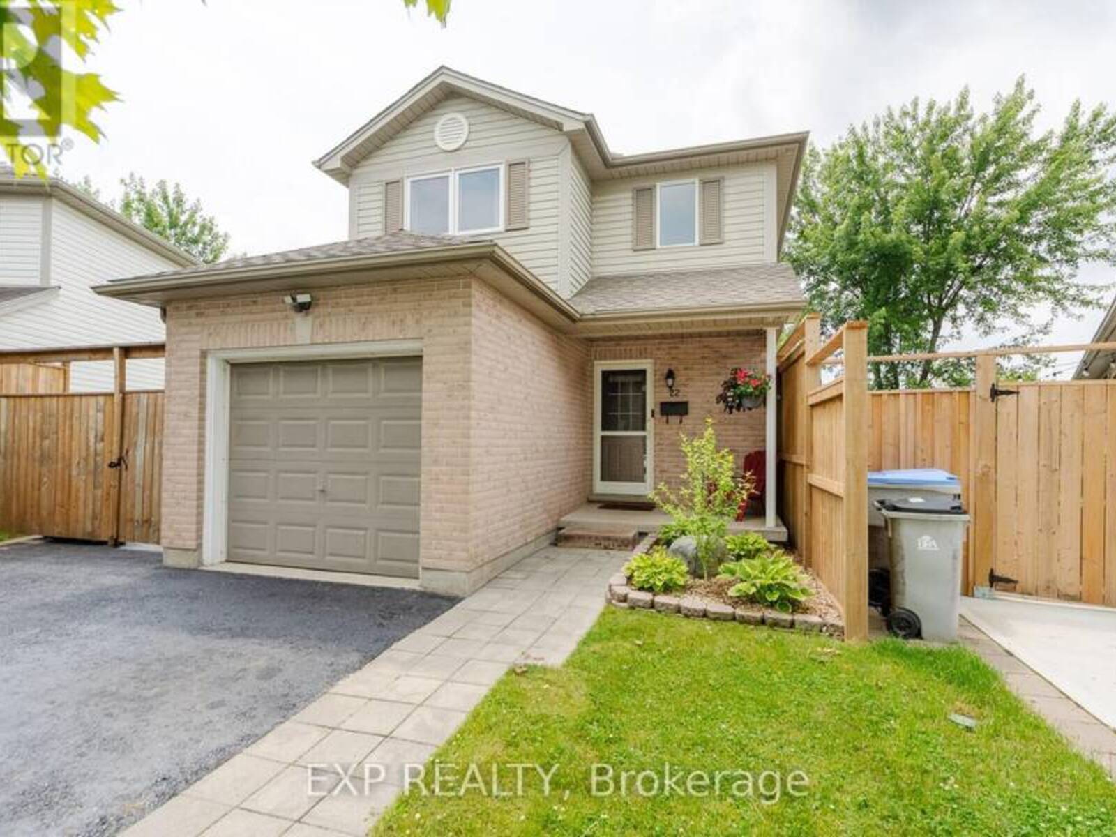 22 KRISTEN COURT, Middlesex Centre, Ontario N0L 1R0