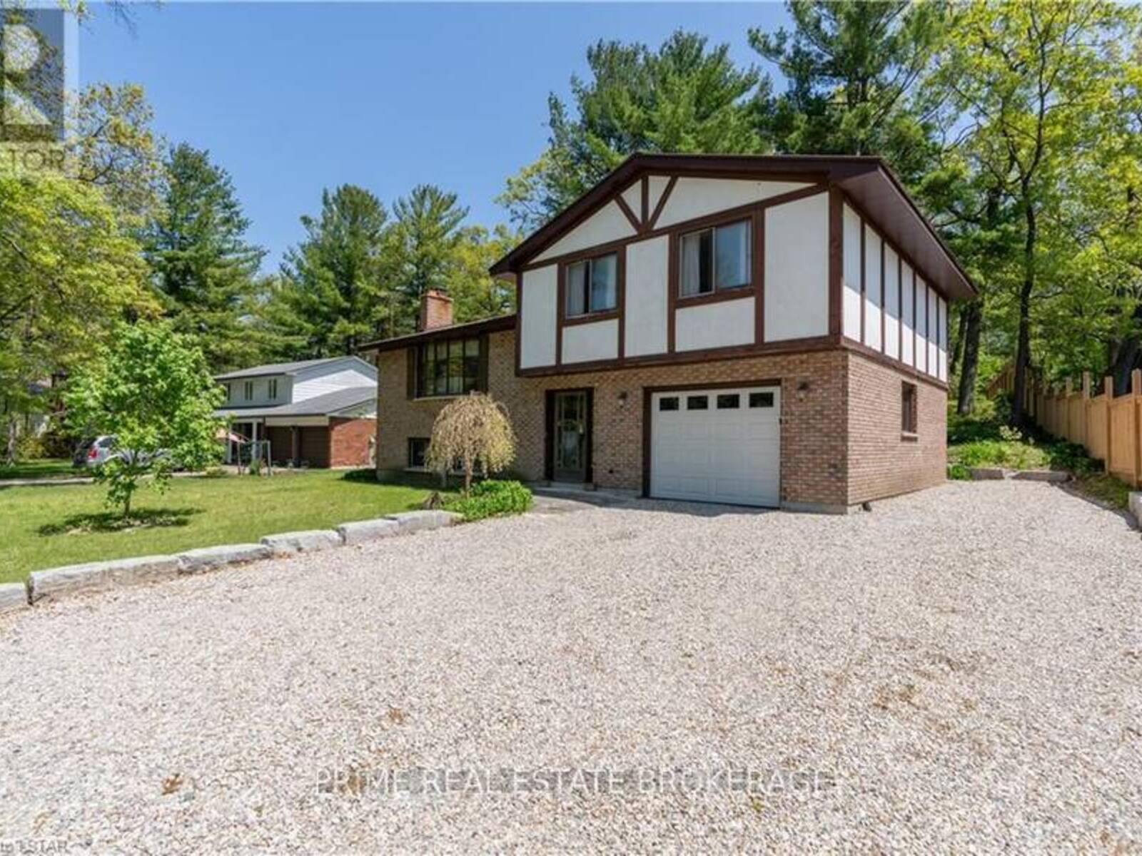 9995 PORT FRANKS ESTATE DRIVE, Lambton Shores, Ontario N0M 2L0