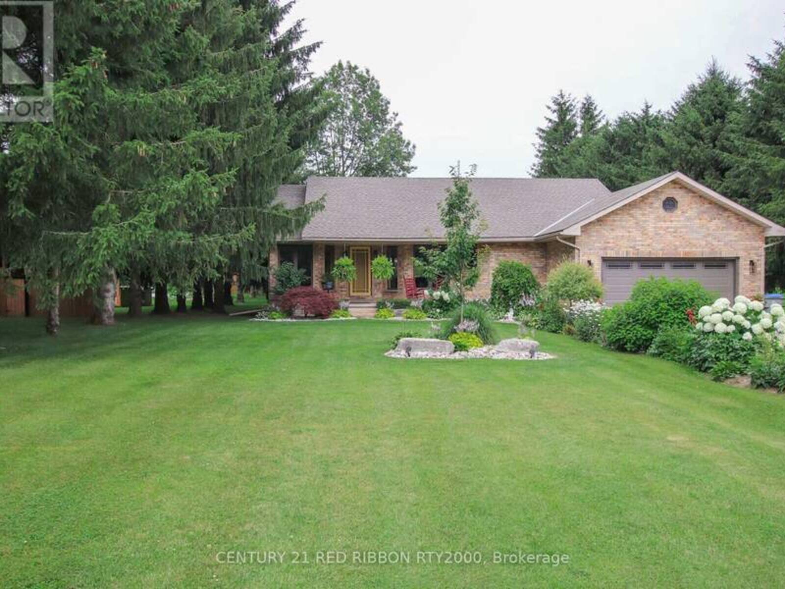 24642 DODGE DRIVE, Adelaide-Metcalfe, Ontario N7G 3H5