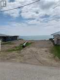 18094 ERIE SHORE DRIVE | Chatham-Kent Ontario | Slide Image Ten