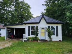 288 ELM STREET W Chatham-Kent Ontario, N0P 1C0