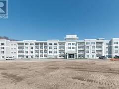 415 - 100 THE PROMENADE Central Elgin Ontario, N5L 1C5