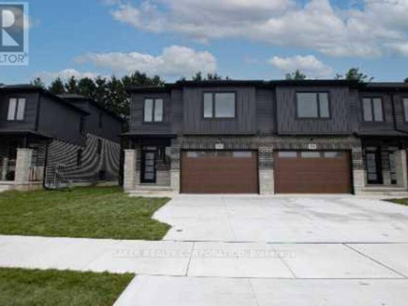 589 REGENT STREET, Strathroy-Caradoc, Ontario N0L 1W0