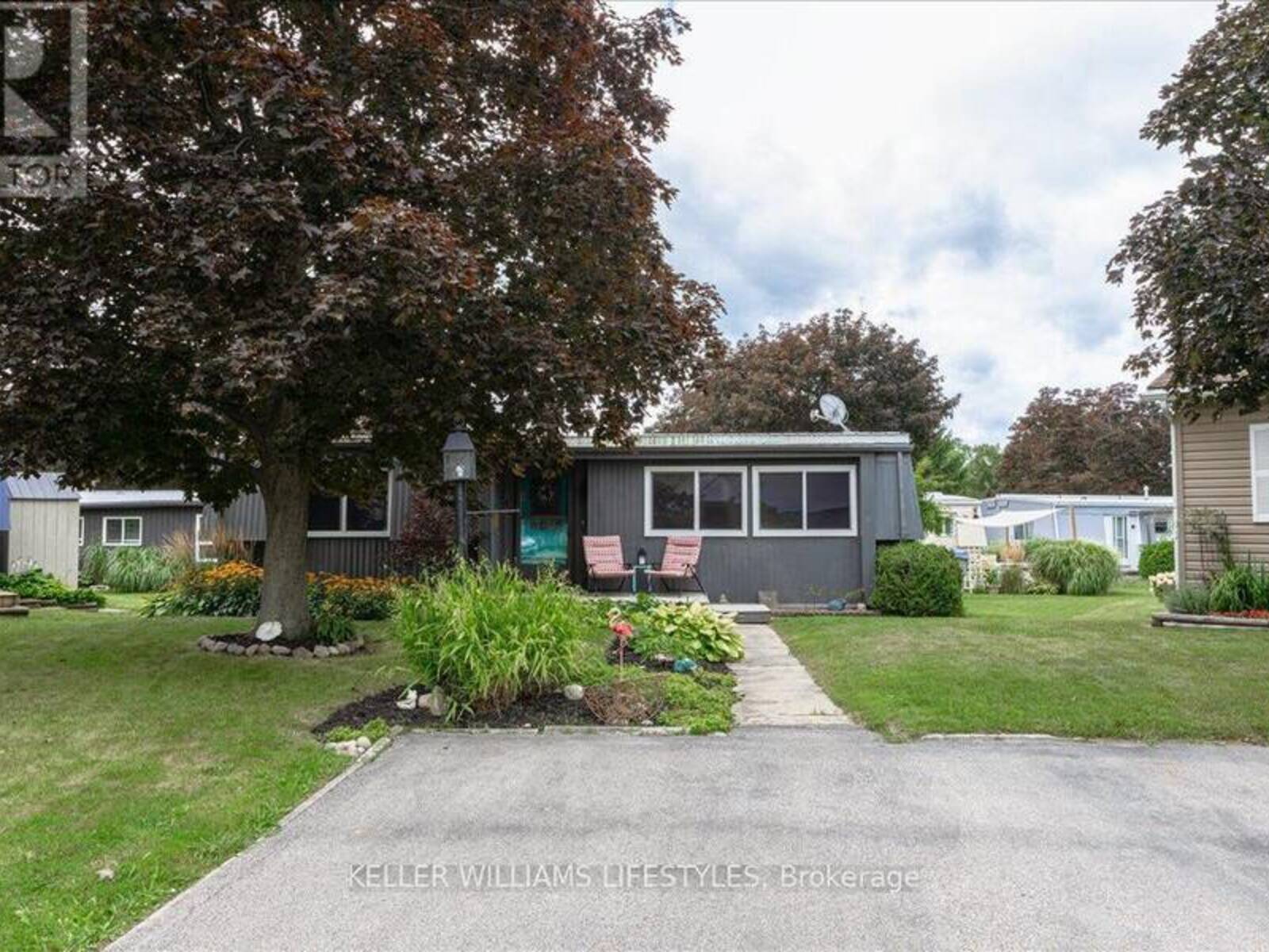 244 SOUTHWIND COURT, Grand Bend, Ontario N0M 1T0