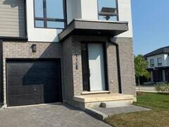 114 - 175 DOAN DRIVE W Middlesex Centre Ontario, N0L 2R0