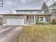 2 PINEGROVE CRESCENT London Ontario, N6J 3Y9