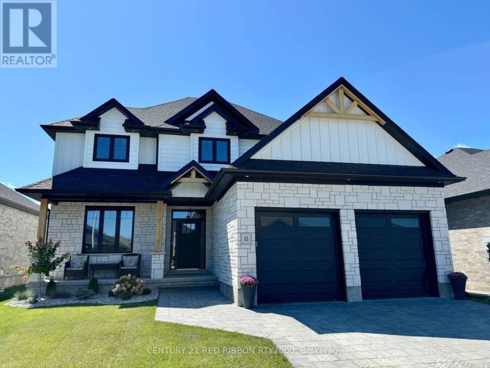 11 STATHAM STREET, Strathroy-Caradoc, Ontario N7G 0H2