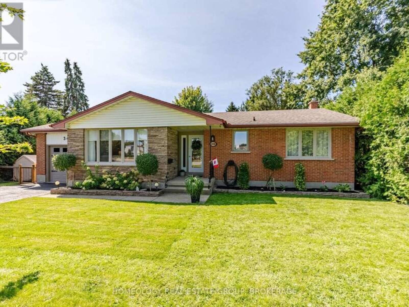 348 CARADOC STREET S, Strathroy-Caradoc, Ontario N7G 2P4