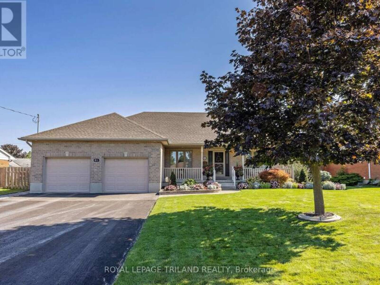 31 VINEDEN DRIVE, St. Thomas, Ontario N5P 2M7