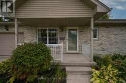 11 PITTAO PLACE | Strathroy-Caradoc Ontario | Slide Image Six