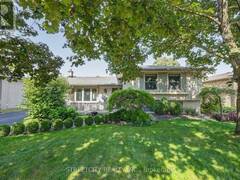 12 MONTEREY CRESCENT London Ontario, N6P 1C4