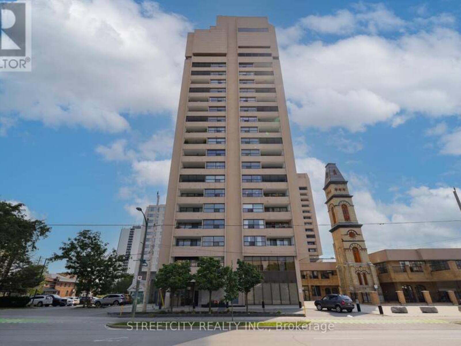 305 - 389 DUNDAS STREET, London, Ontario N6B 3L5