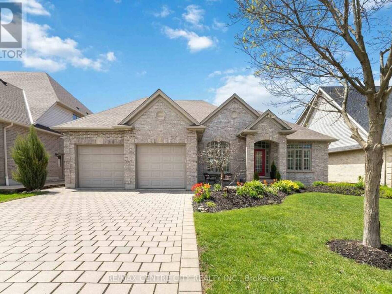 242 EAST RIVERTRACE WALK, London, Ontario N6G 5L1