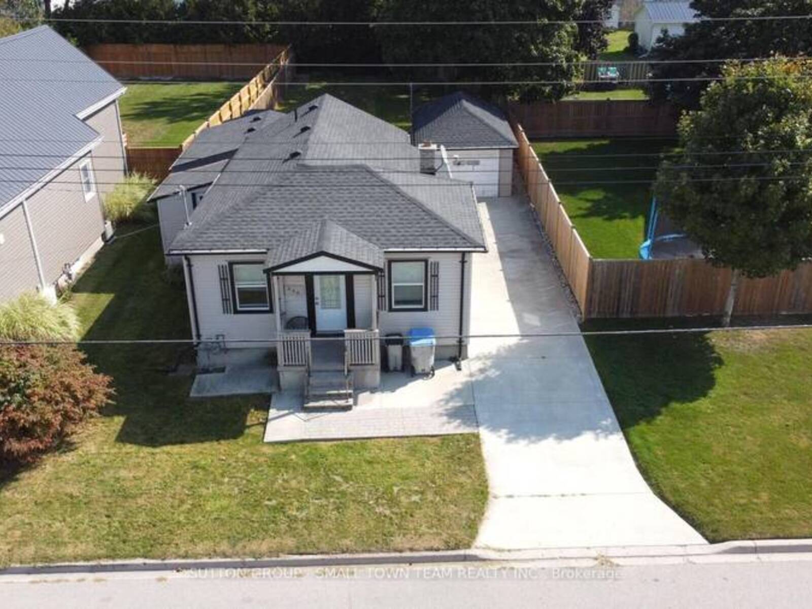 456 ANDREW STREET, South Huron, Ontario N0M 1S1