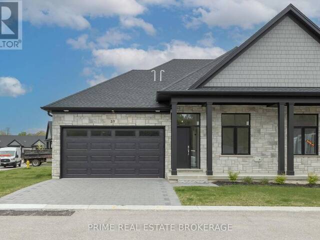 35 - 63 COMPASS TRAIL Central Elgin Ontario, N5L 0B4