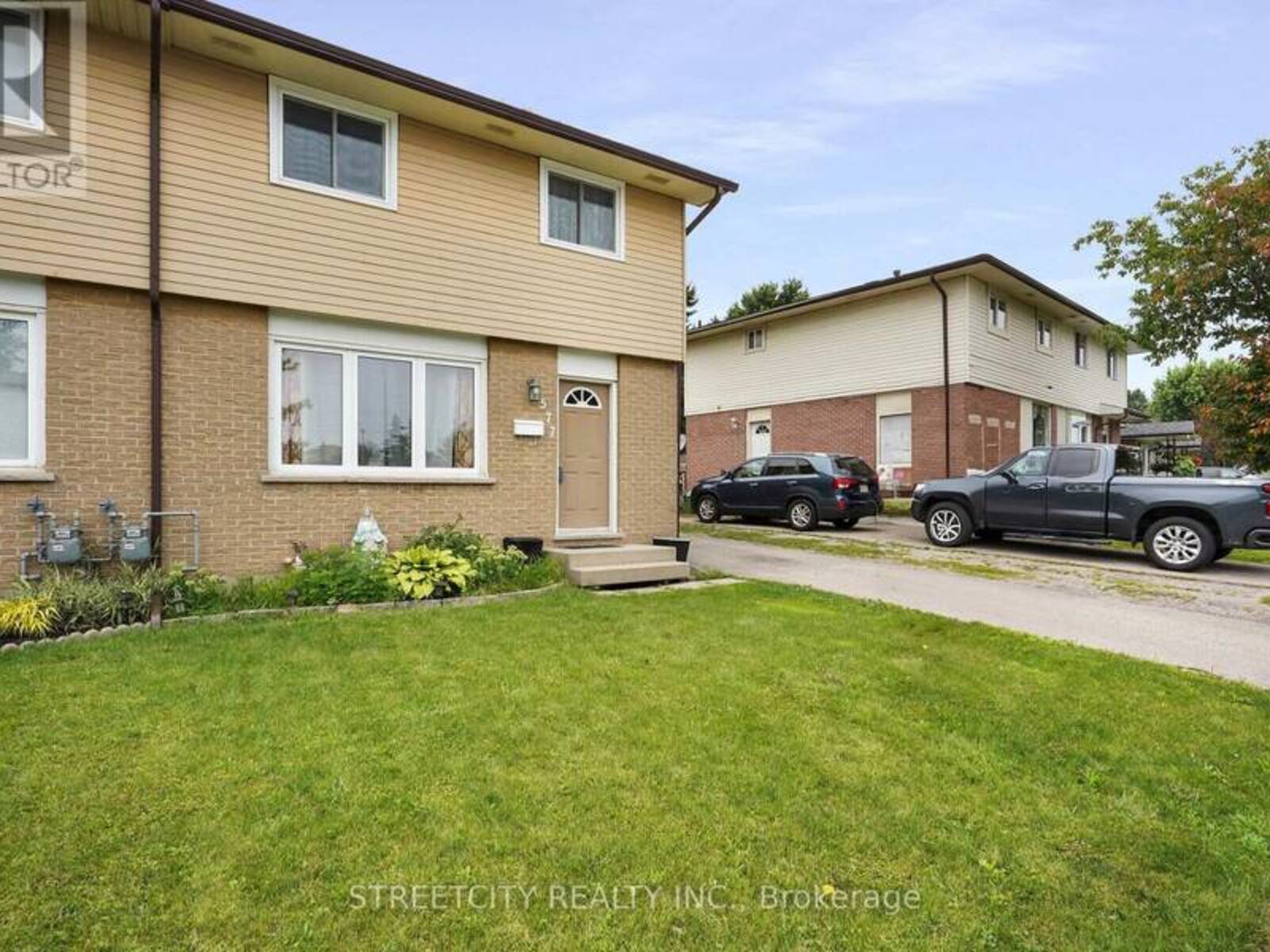 577 DEVERON CRESCENT, London, Ontario N5Z 4M4