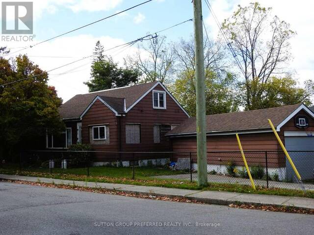 4 DOVER STREET Woodstock Ontario, N4S 3L8