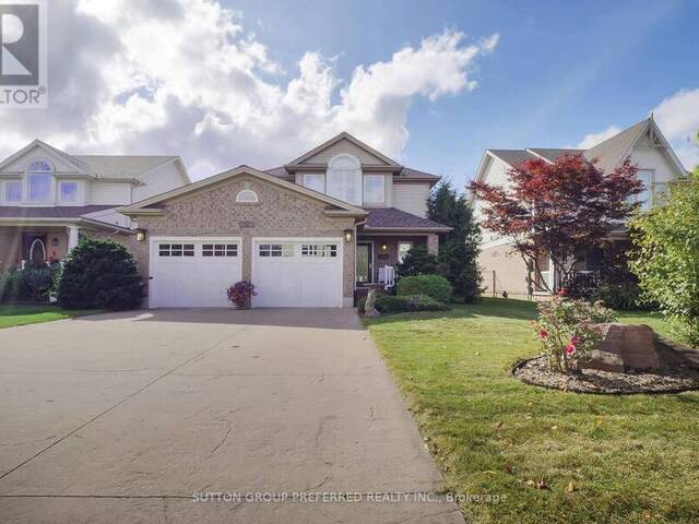 15 BELLROCK CRESCENT London Ontario, N5V 4X3