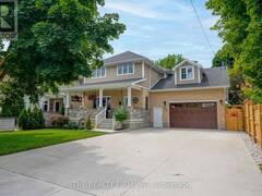 32 COLBORNE STREET Strathroy-Caradoc Ontario, N7G 2L9