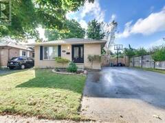 67 WEYMOUTH DRIVE London Ontario, N5V 4E3