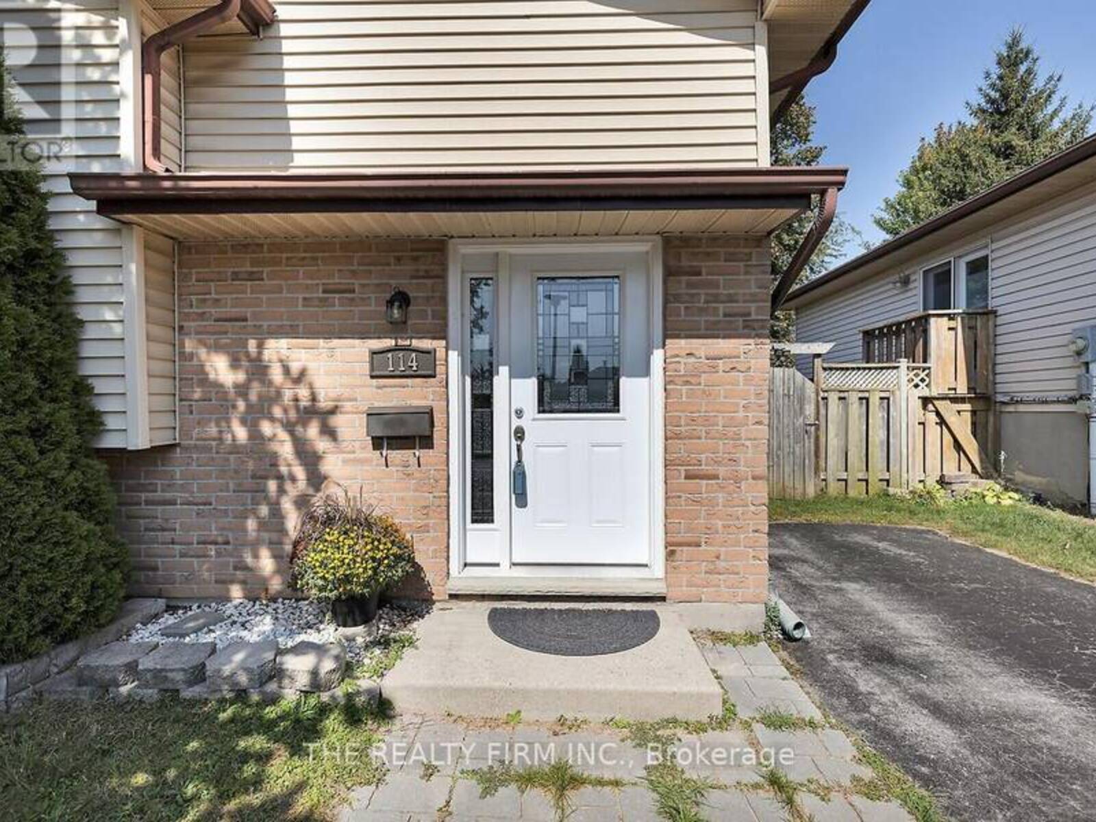 114 SADDY AVENUE, London, Ontario N5V 4N1