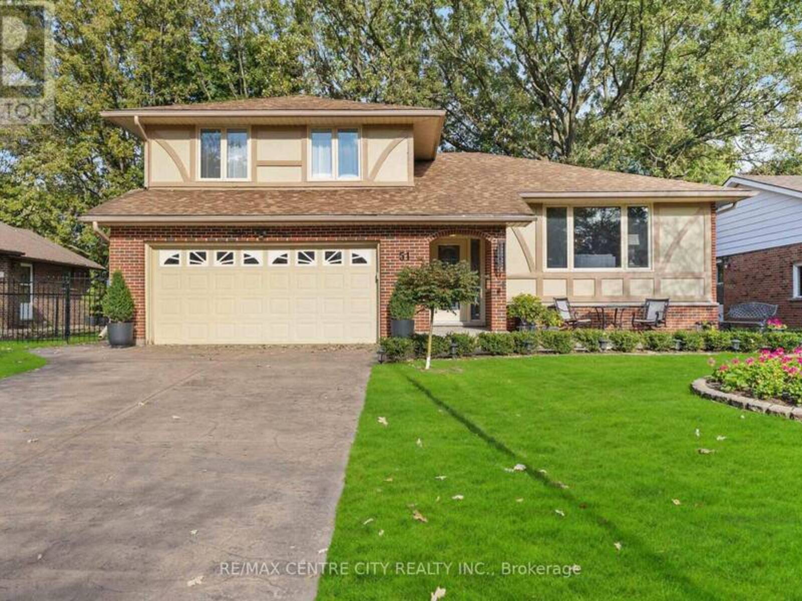 51 CAMDEN PLACE, London, Ontario N5X 2K5