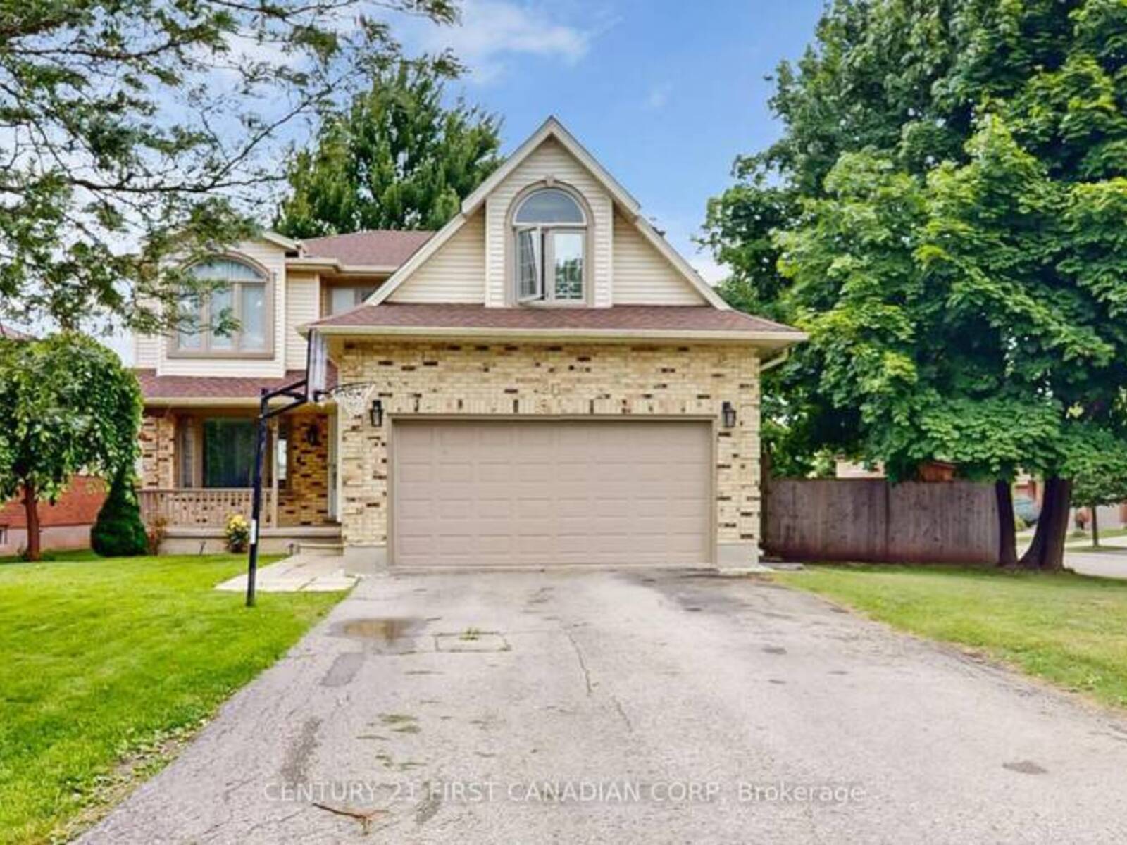 217 COLETTE DRIVE, London, Ontario N6E 3S8