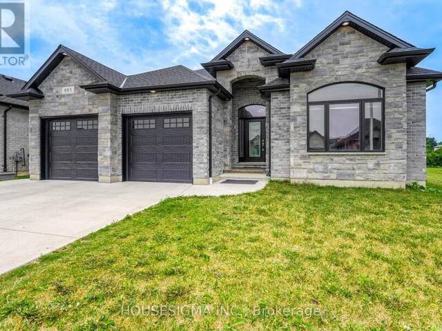 883 MAGNOLIA LANE Sarnia Ontario, N7S 0G3