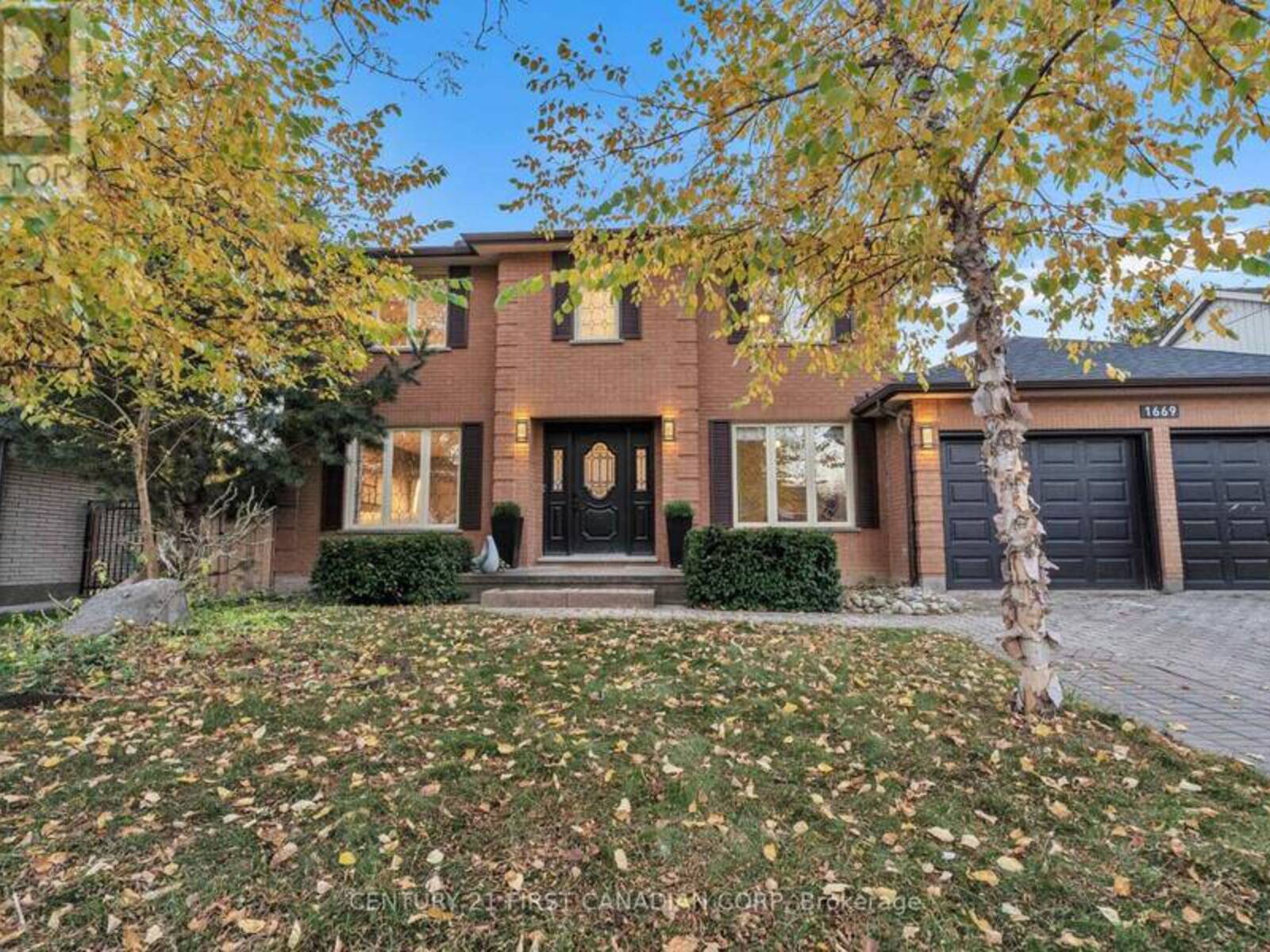 1669 PHILLBROOK CRESCENT, London, Ontario N5X 2Z4