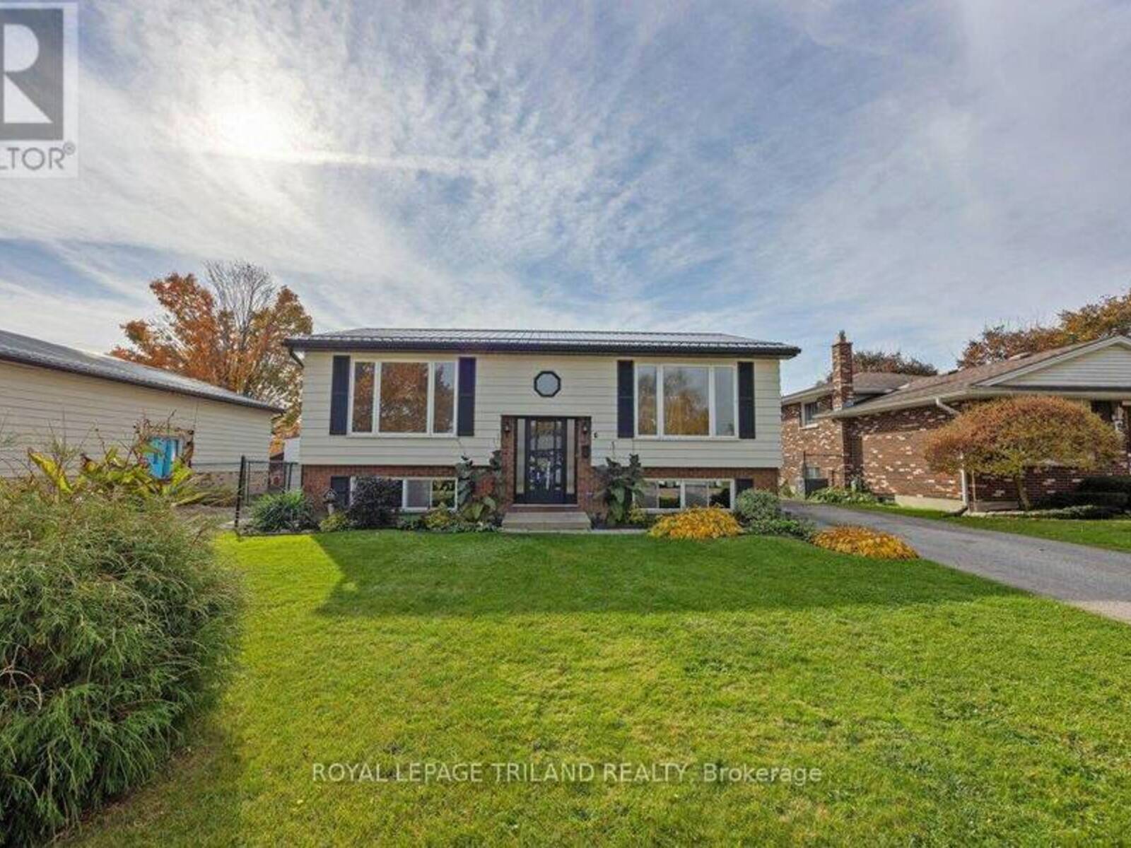 6 ERINLEA DRIVE, St. Thomas, Ontario N5R 5N8