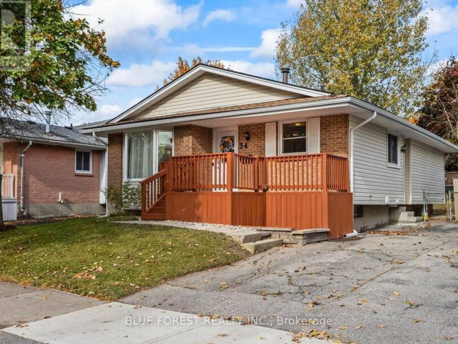 34 BEECHMOUNT CRESCENT, London, Ontario N6E 2J4