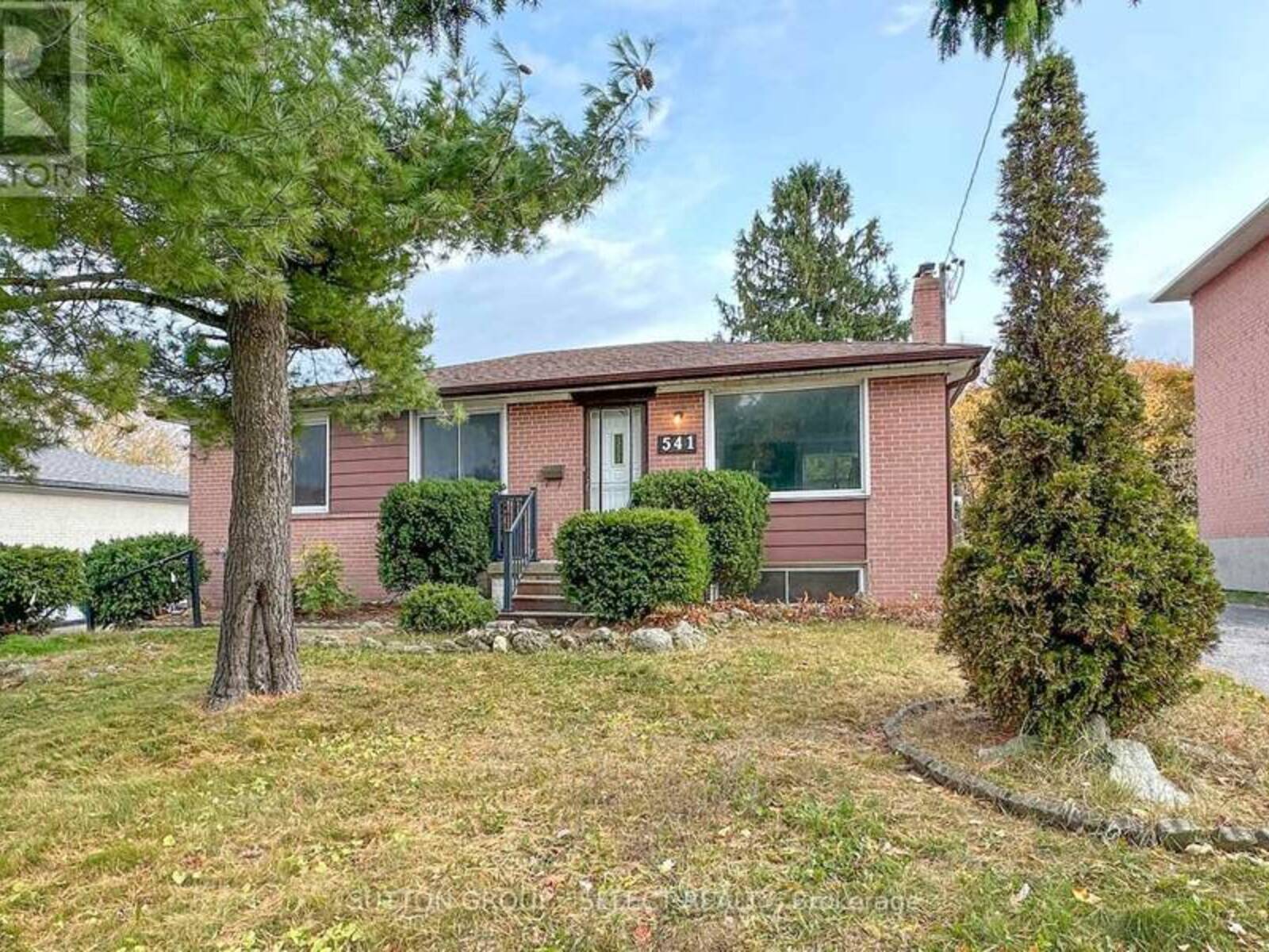 541 MONTEITH AVENUE, Oshawa, Ontario L1J 1E2