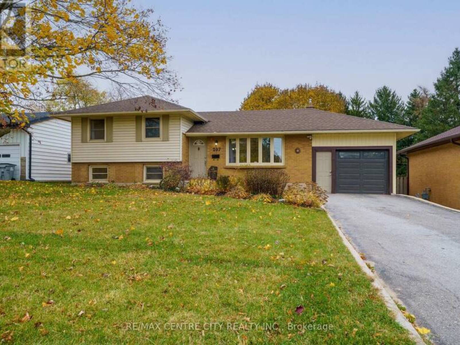 297 DRURY LANE, Strathroy-Caradoc, Ontario N7G 3E8