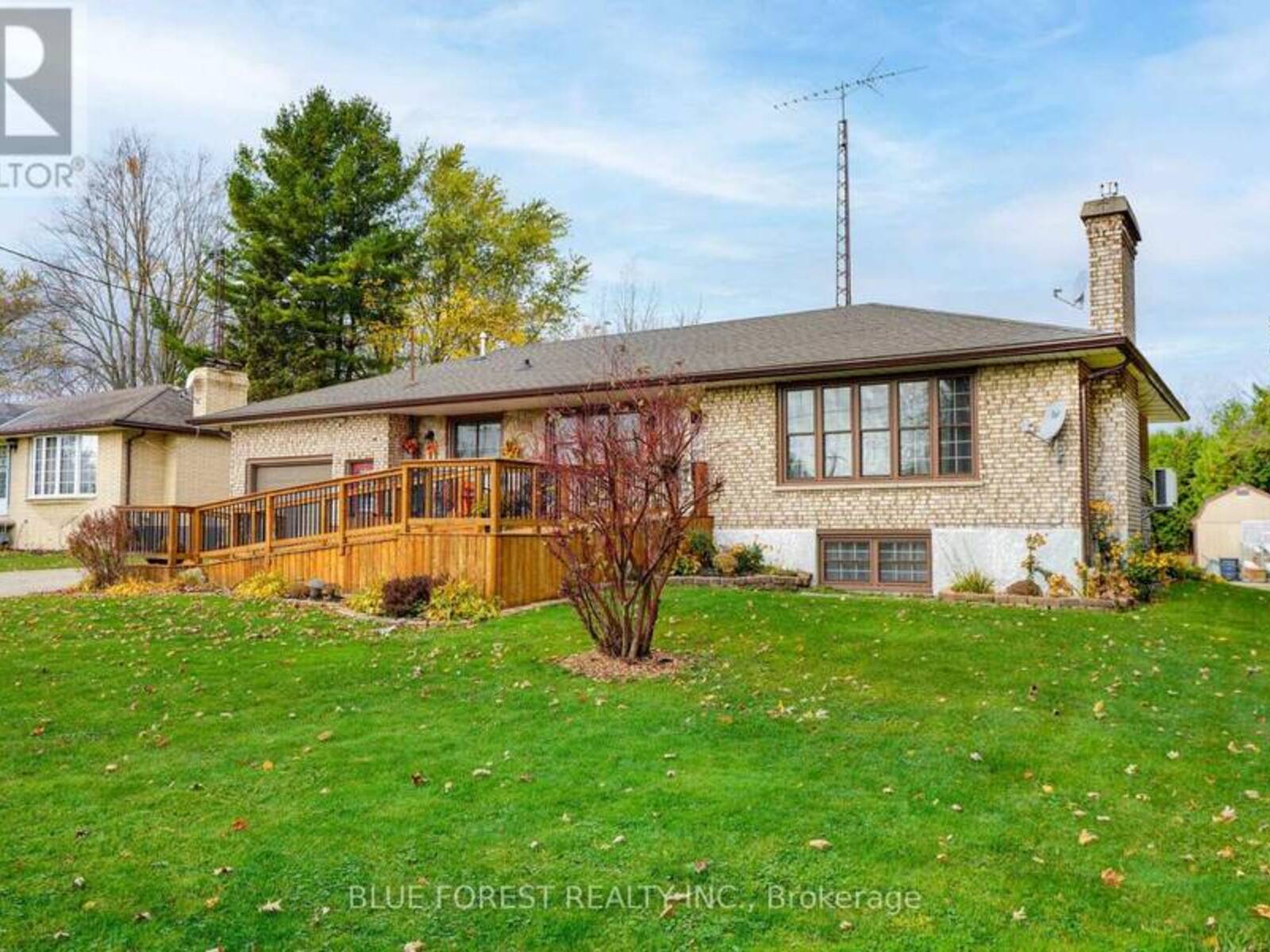 24898 PIONEER LINE, West Elgin, Ontario N0L 2P0