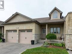 30 - 1630 BAYSWATER CRESCENT London Ontario, N6G 0A9